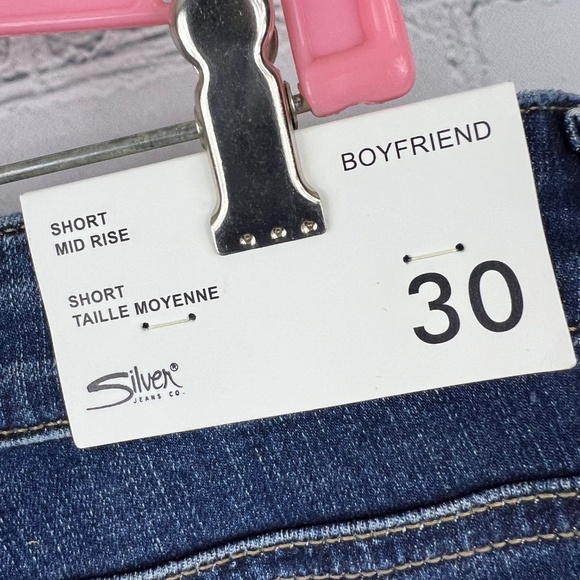 NWT🤩|•SILVER JEANS•| 'Boyfriend Short' Mid Rise Cuffed Stretch Jean Short Sz 30 - Picture 6 of 11